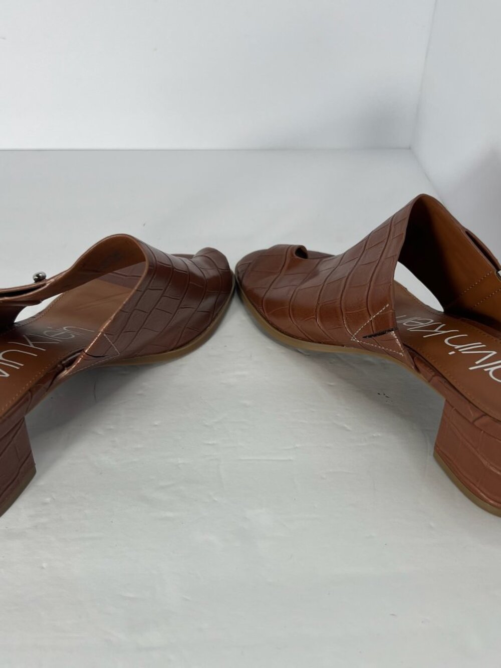 NWOT Calvin Klein Brown Daria Croc Toe Loop Buckle Block Heel Sandal size 7 - Picture 8 of 13